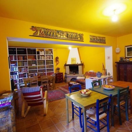 Al Campo Di Sotto Bed & Breakfast Buia Exterior photo